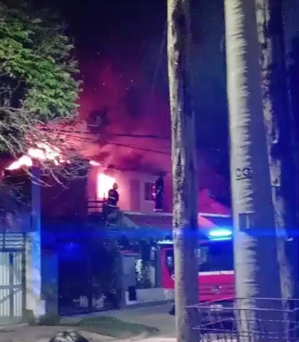 Máxima tensión por el incendio de una vivienda en el B° Cabildo