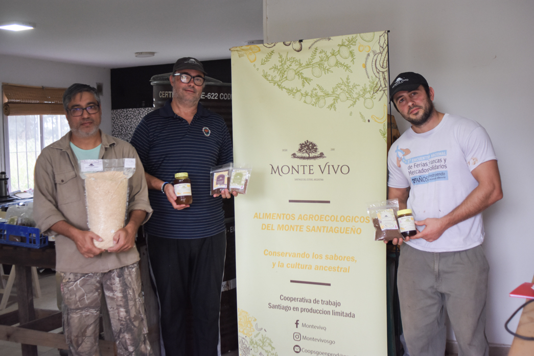 Cooperativa transforma frutos del monte en alimentos agroecológicos con aroma a Santiago del Estero