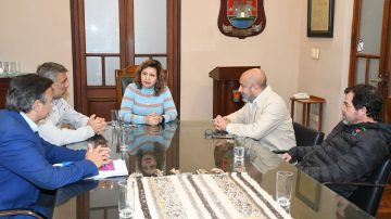 La intendente Fuentes mantuvo un encuentro con los directivos de Santiago Rugby Club