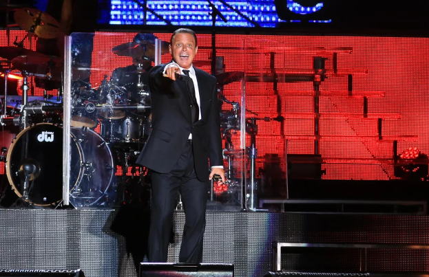 Luis Miguel, “El Sol de México” celebra hoy sus 55 años