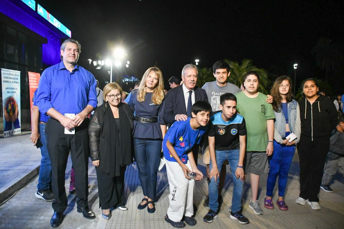 Emotivo acto por el Día Mundial de Concienciación sobre el Autismo