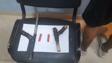 Detienen a jóvenes con una “tumbera” en el 8 de Abril: los vecinos quisieron impedir los arrestos