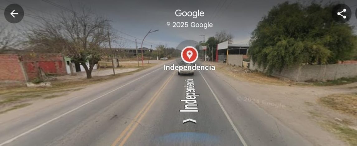 Mujer atropelló con el auto a adolescentes de 15 y 13 años que iban en bicicleta