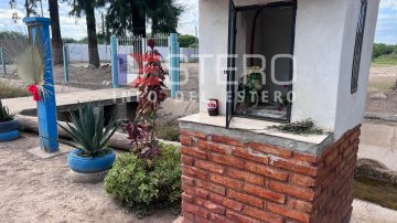 Ladrones profanan la fe: se llevan la imagen de la Virgen de Itatí de una gruta en La Banda