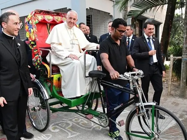 Bangladesh: De alentar a la Selección Argentina al luto por Francisco con el 90% de su población musulmana