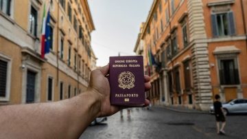 “Queremos ejercer nuestro derecho”: argentinos en Italia marchan contra el decreto que los deja sin ciudadanía
