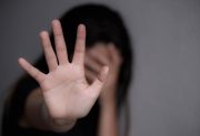 Una vendedora denunció que fue acosada sexualmente mientras trabajaba en un puesto de comidas