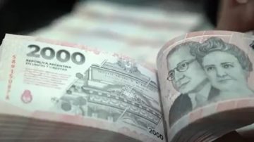 Escándalo en una cafetería santiagueña: intentaron pagar con billetes falsos y quedaron atrapadas