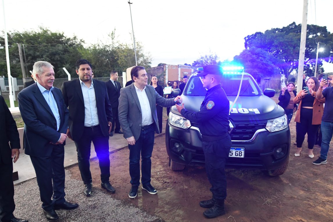 Zamora anunció la pavimentación de la Ruta 8 que conecta Gramilla con Capital y Banda