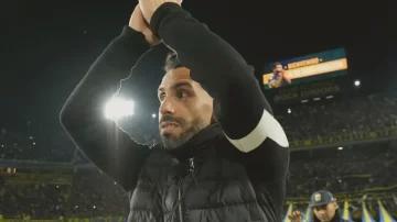 Apareció Tevez y habló de Boca: “Es triste que no juegue la Libertadores”