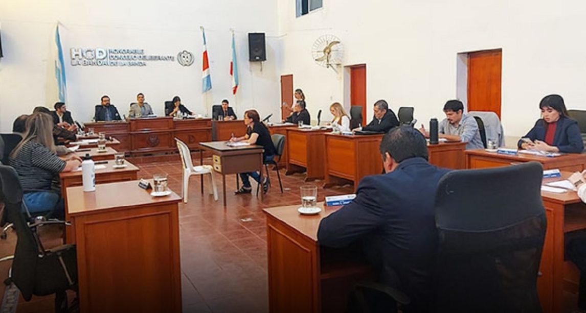 Presentaron “Ficha Limpia” en La Banda para impedir que personas condenadas accedan a cargos públicos