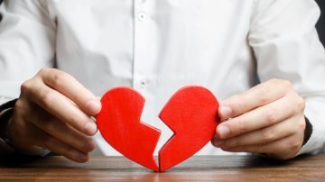 Días libres por desamor: países de Asia otorgan licencias laborales por tener el “corazón roto”