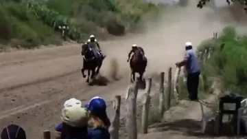 Cuadrera casi termina en tragedia: una yegua pateó la cabeza de un hombre alcoholizado