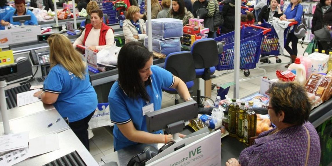 Los empleados de comercio cerraron un acuerdo salarial y sueldo básico con presentismo será de $1.123.000