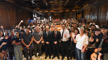 Conociendo mi provincia: estudiantes de Copo, Alberdi, Loreto y Robles visitaron la Casa de Gobierno