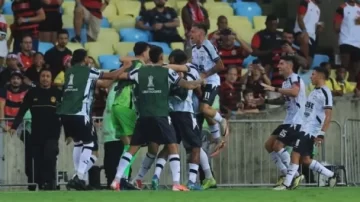 El interminable tiempo de descuento en el Maracaná: cabezazo en el palo y tres tiros de esquina seguidos