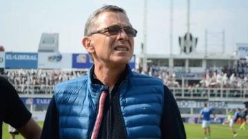 Alfano disfruta el triunfo en la Libertadores pero aclara que “lo primordial es la liga local”