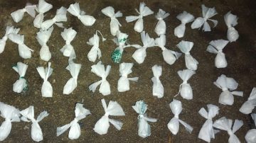 Narcomenudeo: cayó una pareja que circulaba con 110 “bagullos”