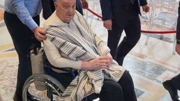 El detalle argentino con el que se presentó el Papa Francisco en la Basílica de San Pedro