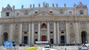 EN VIVO: los fieles comenzaron a llegar a la Plaza San Pedro en el Vaticano