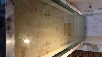 Huellas de la Resurrección: mitos, controversias y fe popular detrás de la Sábana Santa de Santiago del Estero