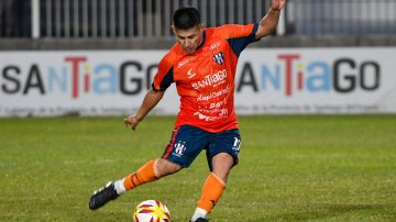 Sarmiento busca volver al triunfo frente a Bartolomé Mitre con “Bombo” López en el banco