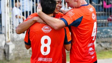 EN VIVO | Sarmiento va por el primer golpe en Mendoza ante San Martín