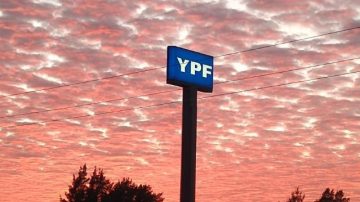 Piratas del asfalto robaron 40 cajas de pollo a un transportista entrerriano