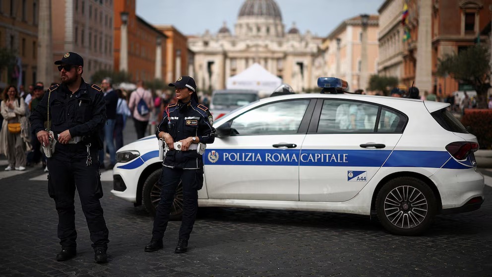 Cuenta regresiva para la elección del nuevo Papa: el Vaticano blindó la Capilla Sixtina para el cónclave con la última tecnología