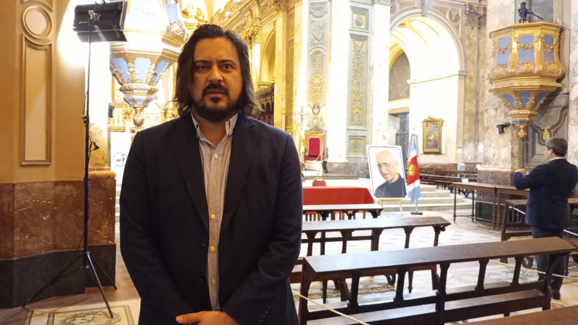 Felipe Cisneros participó de la ceremonia de clausura del proceso de beatificación y canonización de Gottau