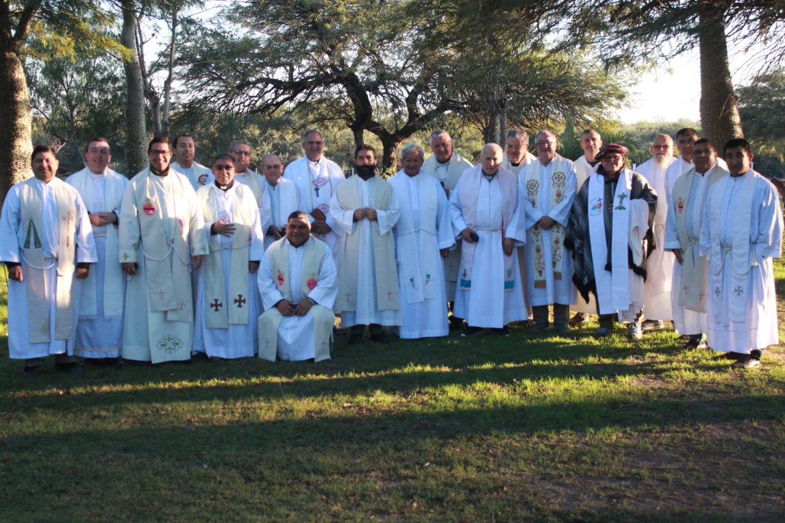 Sacerdotes del clero de Añatuya realizan un retiro espiritual