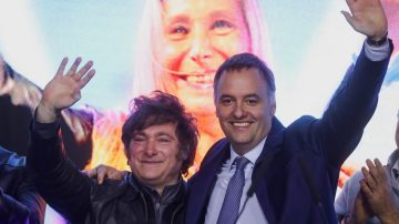 Tras su triunfo, Adorni adelantó quien sería el nuevo vocero presidencial: “Sería el heredero natural”