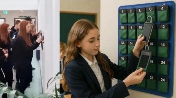 El innovador sistema de escuelas de Edimburgo para que sus estudiantes no usen el celular: cómo funciona