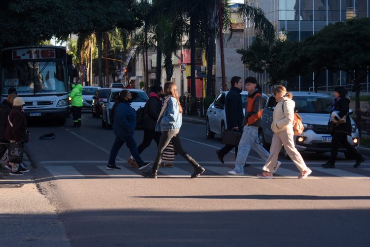 Martes fresco por la mañana, pero con máxima de 30°: ¿Vuelve el viento como protagonista?