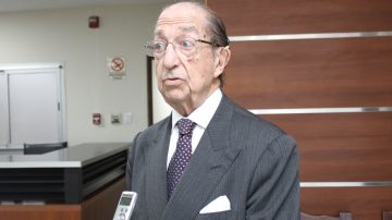 Catedrático cordobés explicó particularidades y alcances del Derecho Administrativo