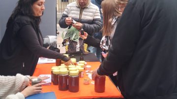 “La miel de Santiago del Estero es oscura porque es multifloral, con más minerales y vitaminas”