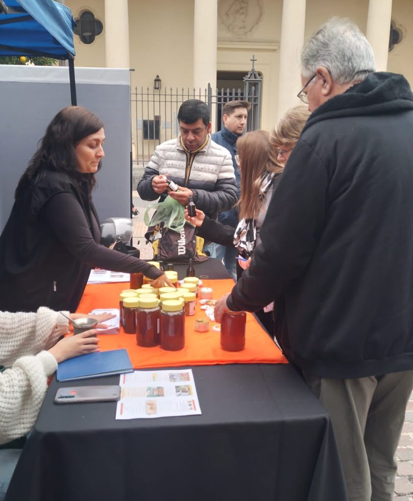 “La miel de Santiago del Estero es oscura porque es multifloral, con más minerales y vitaminas”