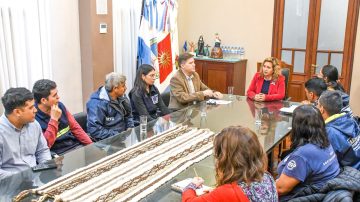 La intendente Fuentes recibió en una reunión de trabajo a la asociación de recicladores y recuperadores