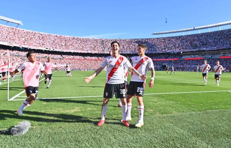 Un entonado River quiere terminar como escolta de su zona frente a Vélez