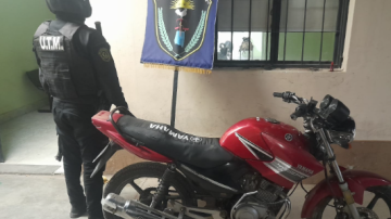 Barrio Belén: roban una moto, escapan a toda velocidad, la abandonan y huyen en otra