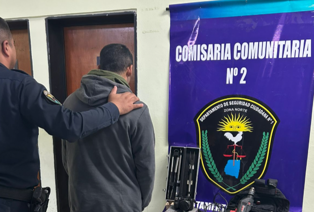 La Policía aprehendió a un sujeto hombre por robo y recuperó todos los elementos sustraídos