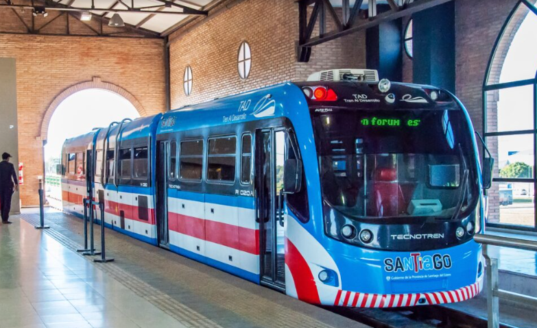 Terrible acto de vandalismo: apredrearon y destrozaron ventanillas del Tren al Desarrollo