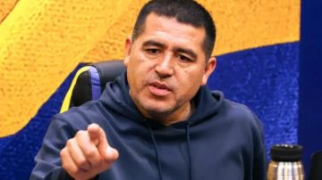 Riquelme le respondió a Anello: “Me tocó un color de piel normal, no tengo ningún problema”