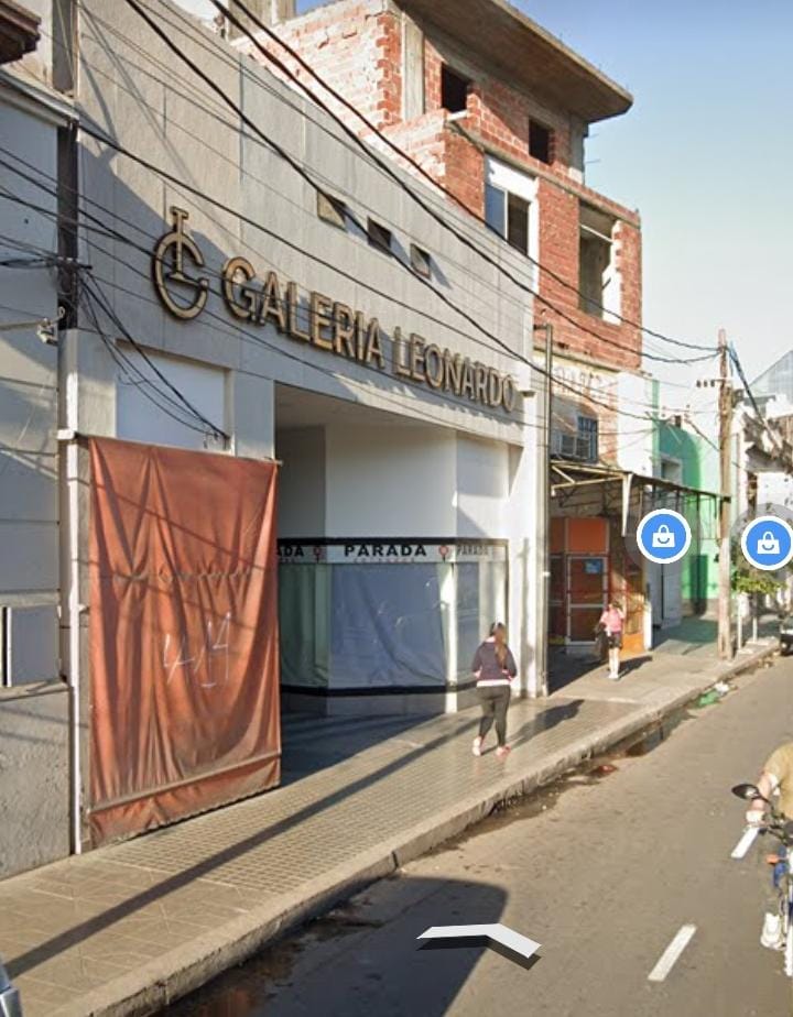 “Mechera” se llevó tres prendas por $150.000 de reconocido local de la Galería Leonardo
