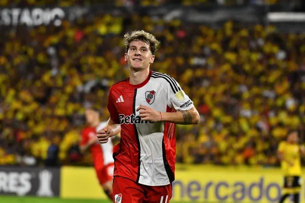 River se impuso por 3 a 2 ante Barcelona de Ecuador