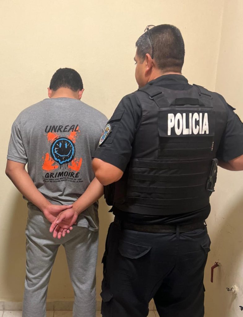 Detienen a un hombre de 26 años por amenazar y lesionar a su ex