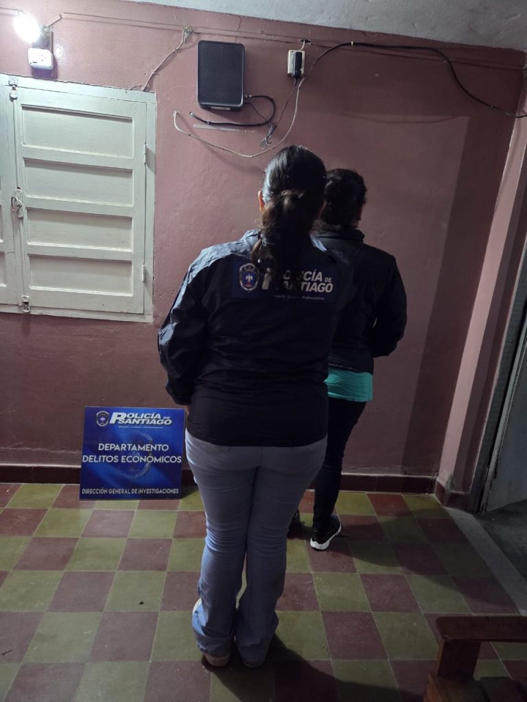 Estafas con falsas promesas de casas del IPVU por Facebook: Pedía hasta $450 mil y fue detenida