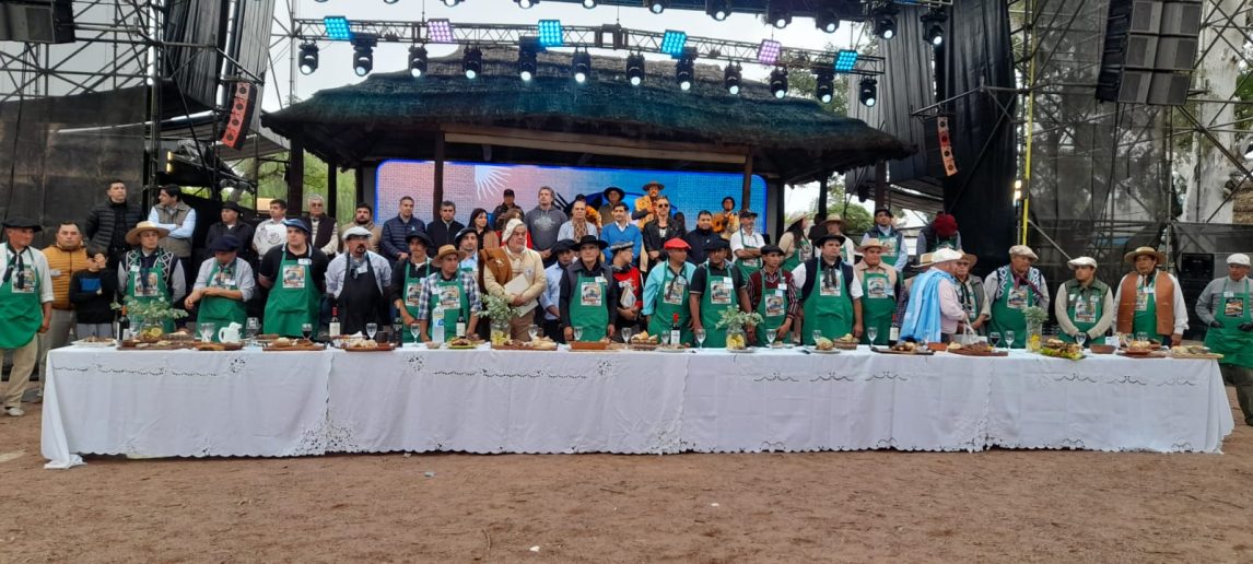 Sumampa: Todo listo para elegir al mejor asado con cuero y locro criollo
