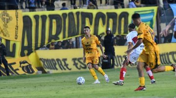 EN VIVO: Mitre va por la recuperación en el 8 de Abril ante Chaco For Ever