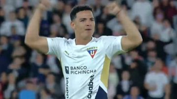 Video: el gol de la Liga de Quito llegó por un descuido en la marca de Central Córdoba